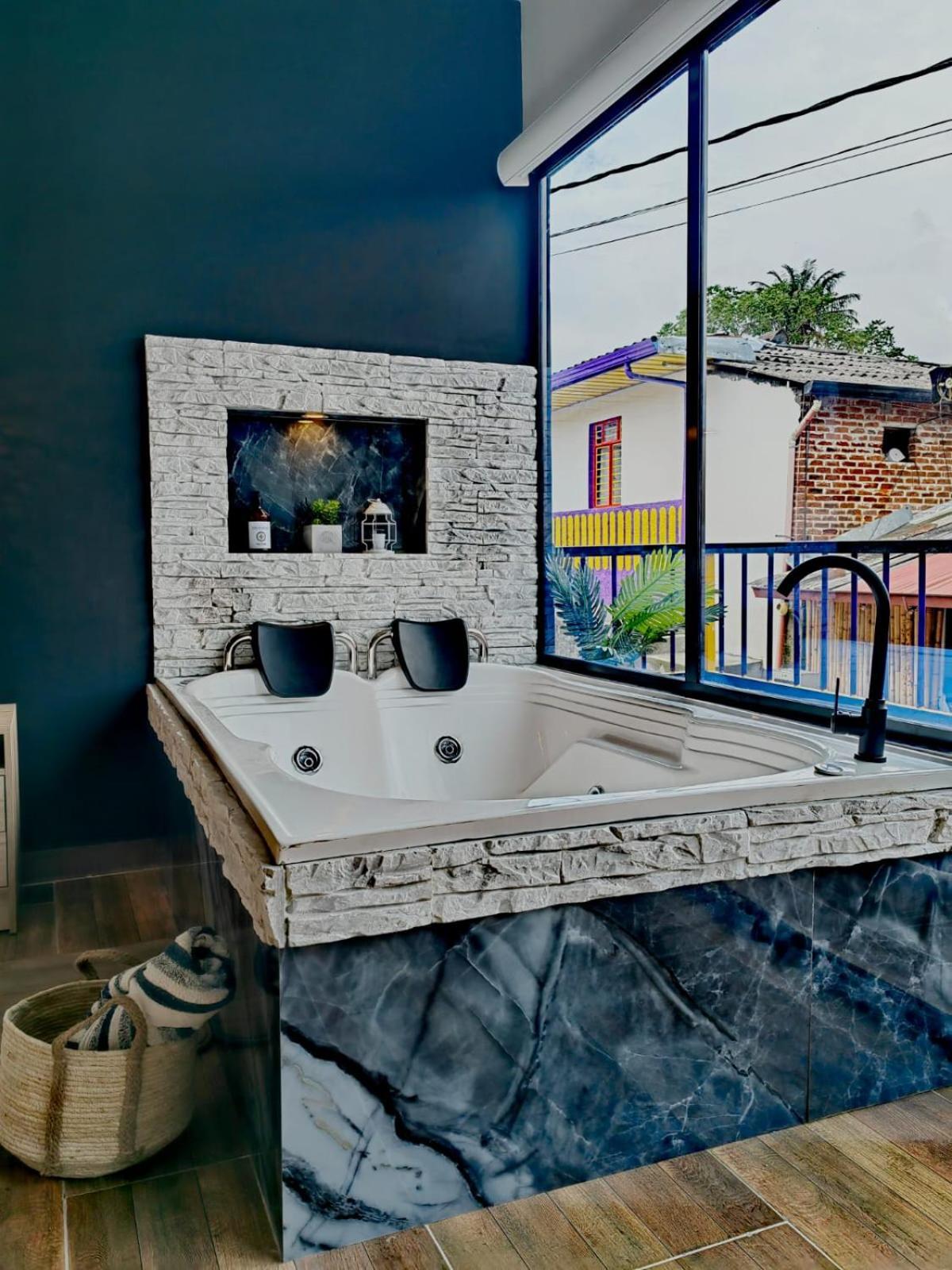 Habitacion Deluxe 2 Con Jacuzzi A 20 Mt Del Parque Salento Kültér fotó